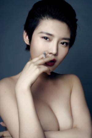 校花被老头c得合不拢腿_HD在线观看