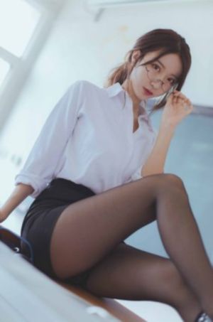 他把我奶头掏出来那一刻我没感觉_蓝光韩国电影在线观看