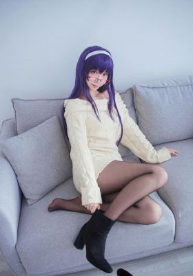 中文字幕人妻系列制服丝袜_国语版中文版